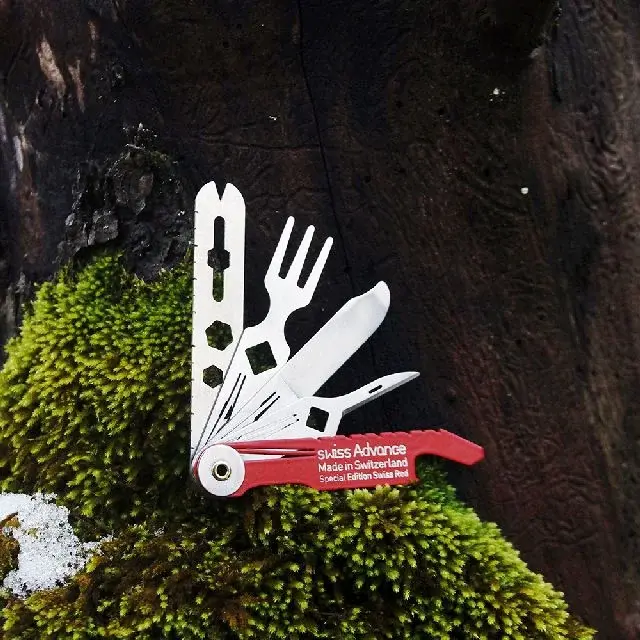 Kit d'outils de poche Swiss Advance 38g Swiss red