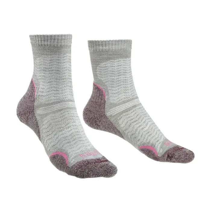Bridgedale Chaussettes Bridgedale Hike Ultra Light T2 Merino Performance Women's aubergine/390